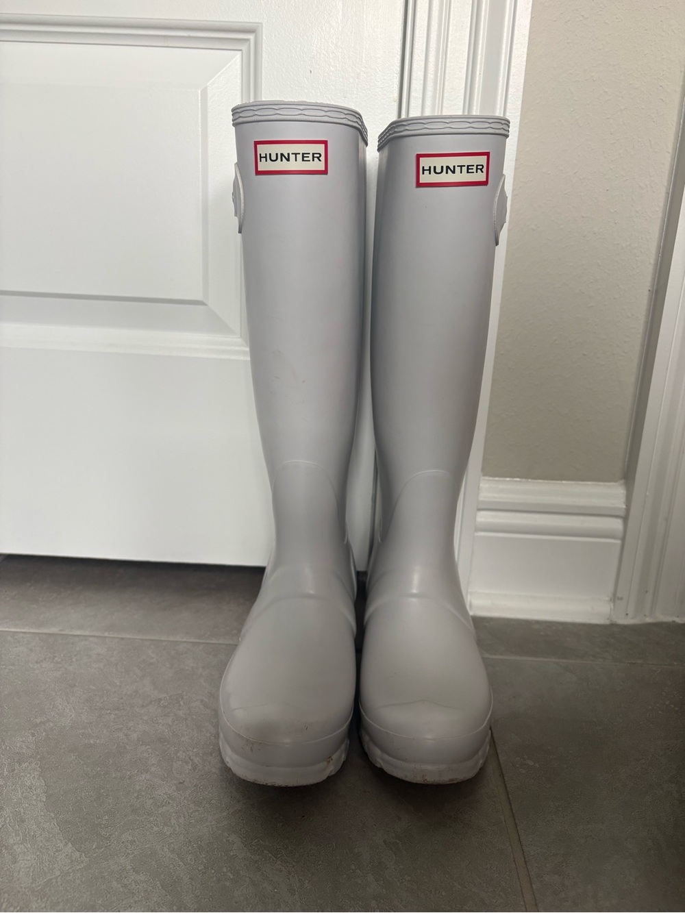 Hunter Tall Rain Boots in Pale Gray